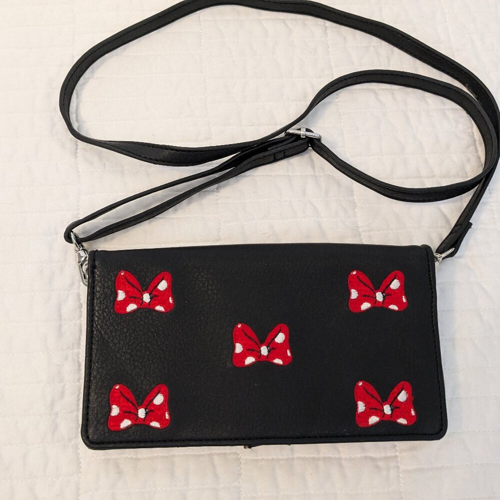 Disney Parks Minnie Mouse Crossbody Wallet